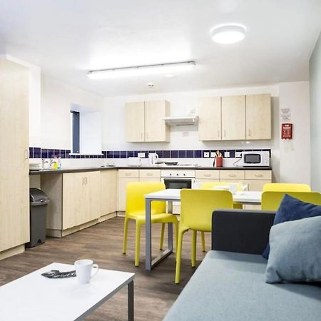 Small Double Ensuite Room Next To The City Centre Leeds (West Yorkshire) Exterior photo